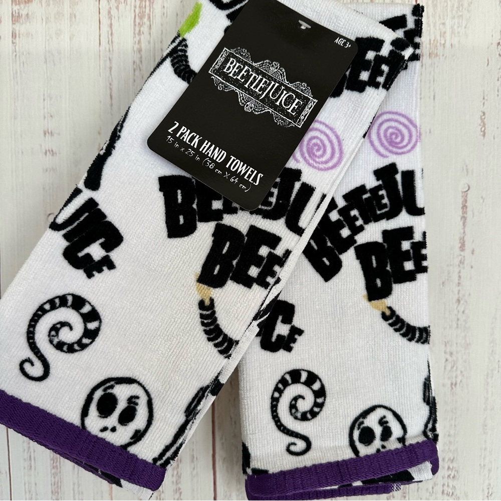 Beetlejuice 2 pack hand towels